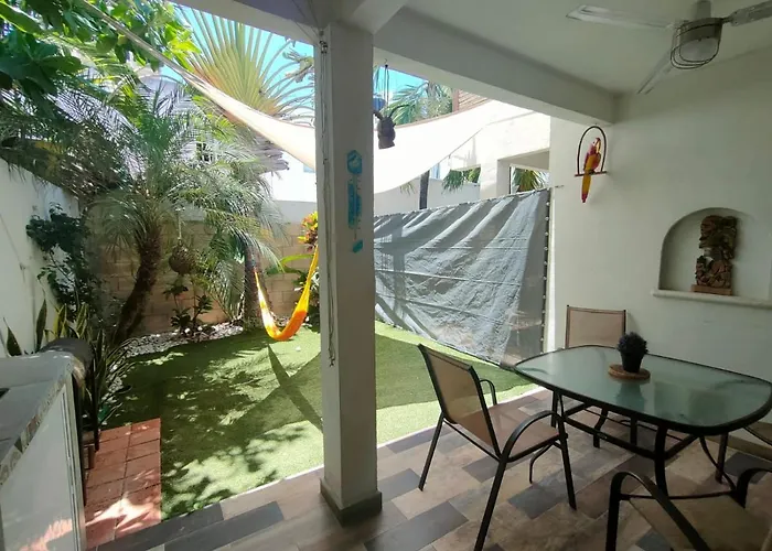 La Casa Del Mexicano Terraza Y Jardin Exoticos 12 Min Del Playa Esmeralda Сasa de vacaciones