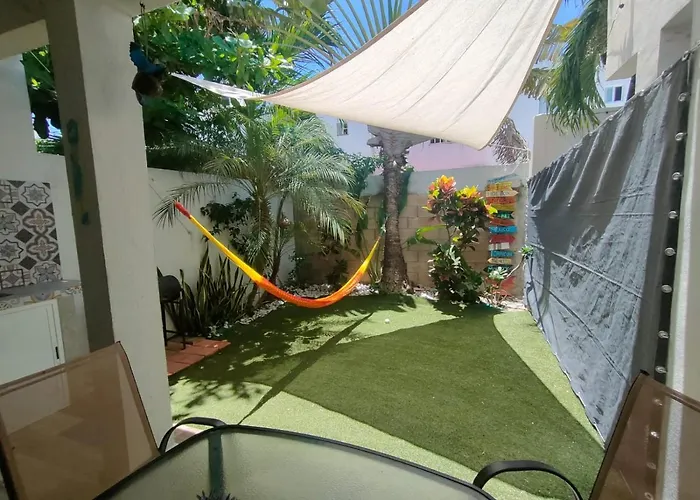 Сasa de vacaciones La Casa Del Mexicano Terraza Y Jardin Exoticos 12 Min Del Playa Esmeralda