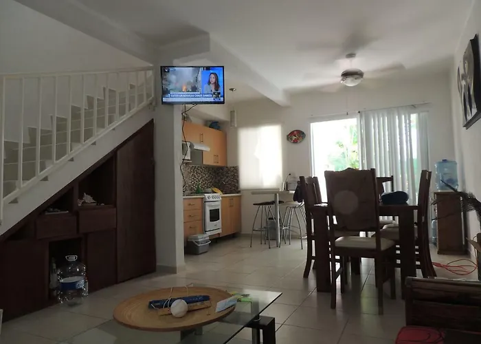 Сasa de vacaciones La Casa Del Mexicano Terraza Y Jardin Exoticos 12 Min Del Playa Esmeralda *